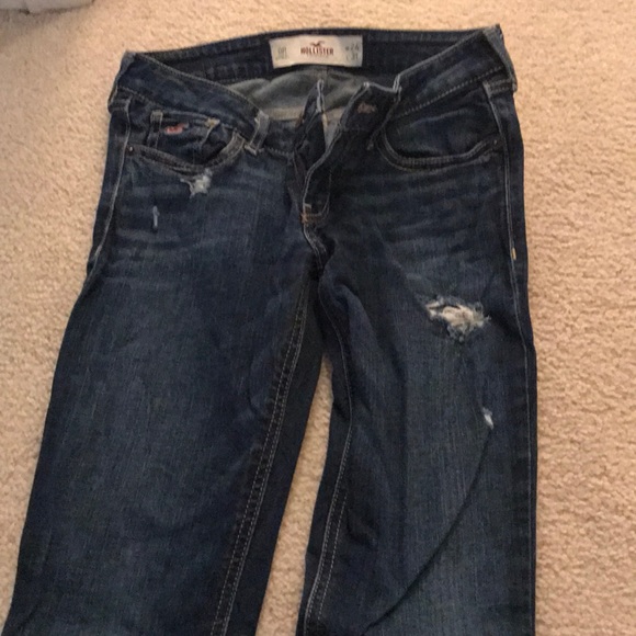 Hollister Jeans - Picture 1 of 4